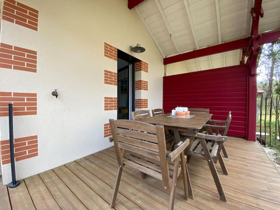 Maison Typee Arcachonnaise Avec Piscine Commune La Teste-de-Buch Luaran gambar